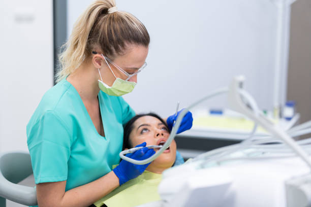 Best Broken or Cracked Tooth Emergency Dentist in White City, FL